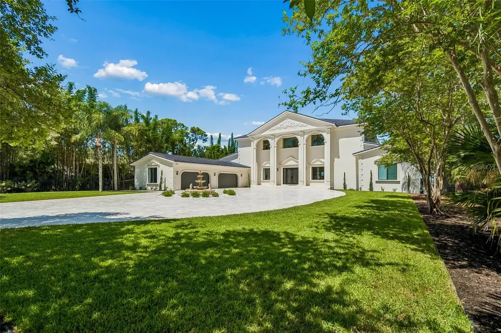 1516 Bayshore Boulevard Dunedin FL 34698