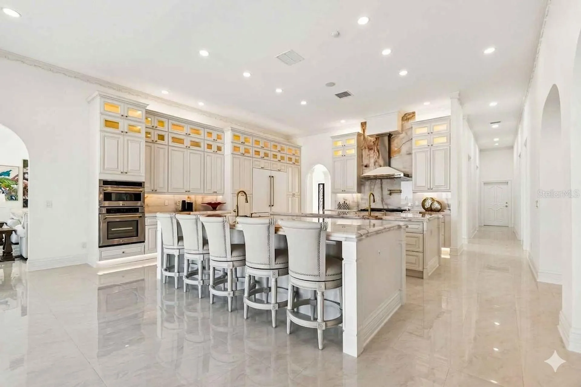 1516 Bayshore Boulevard Dunedin FL 34698