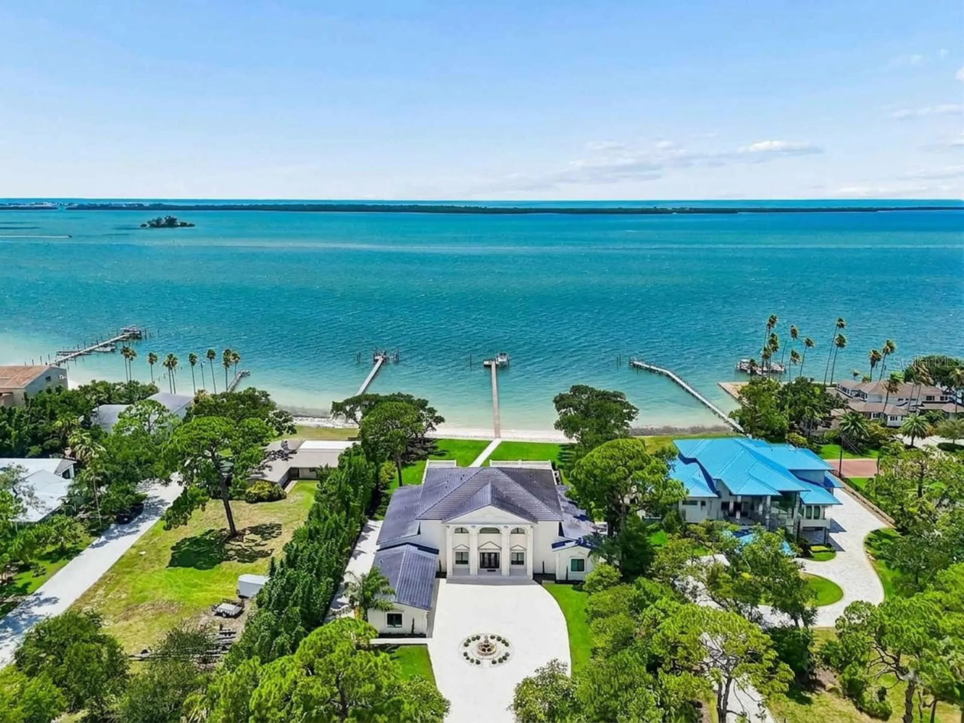 1516 Bayshore Boulevard Dunedin FL 34698