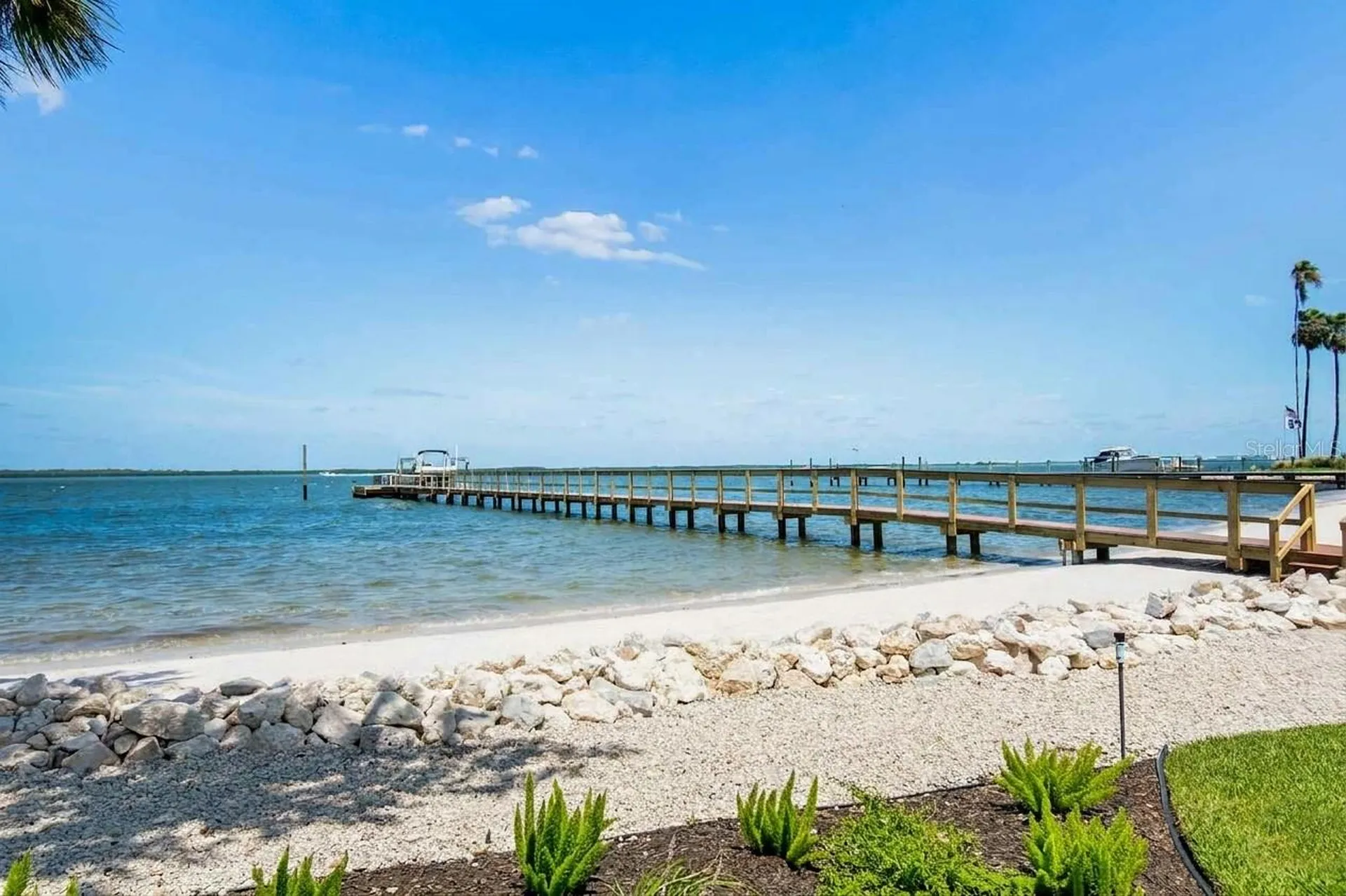1516 Bayshore Boulevard Dunedin FL 34698