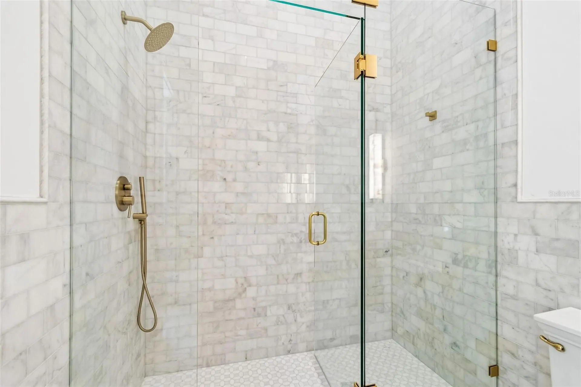 1516 Bayshore Boulevard Dunedin FL 34698