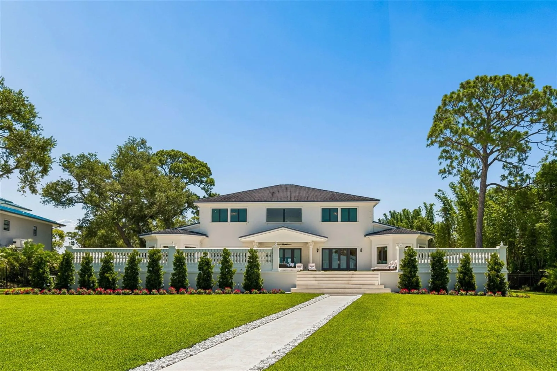 1516 Bayshore Boulevard Dunedin FL 34698
