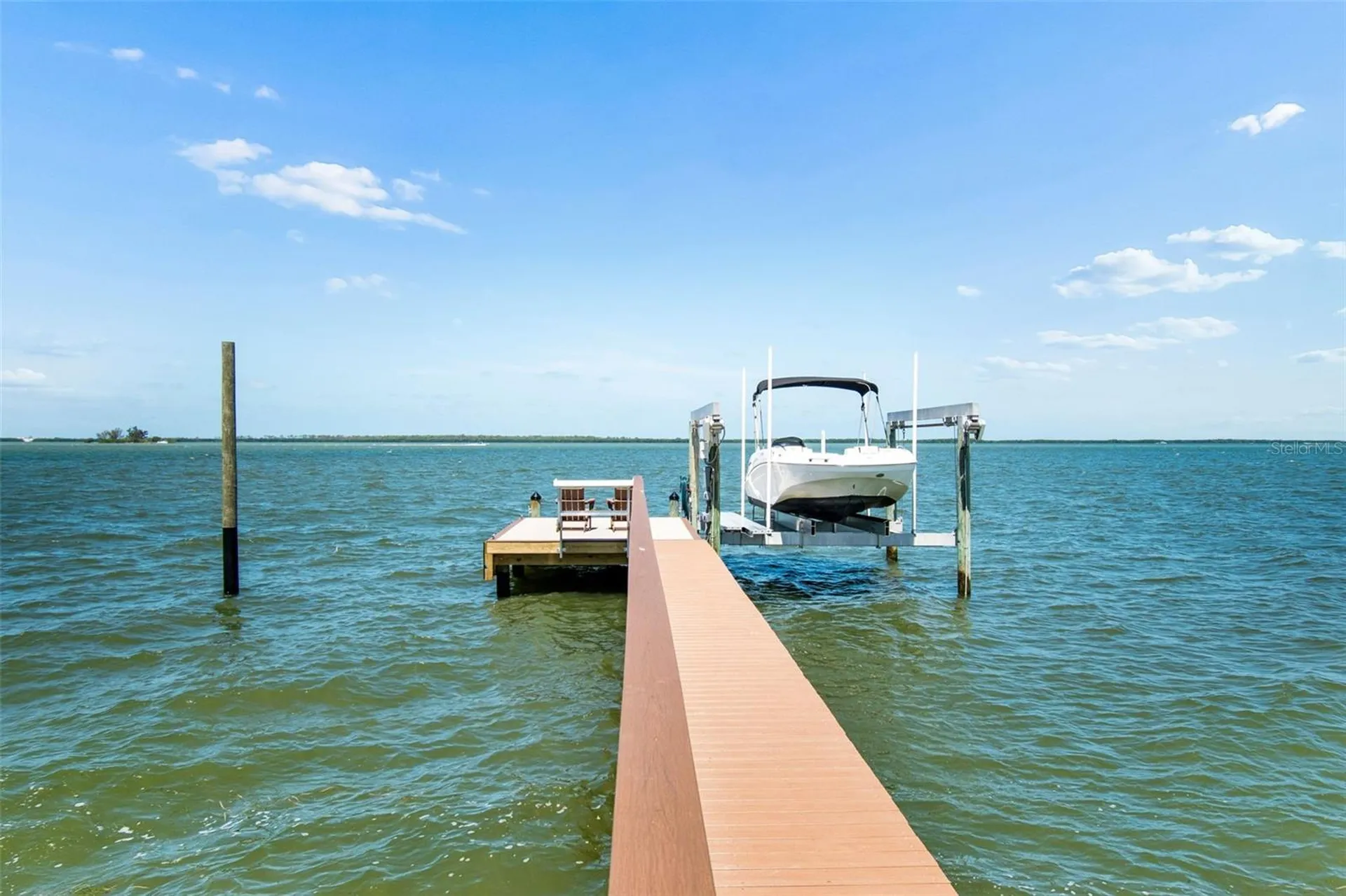 1516 Bayshore Boulevard Dunedin FL 34698