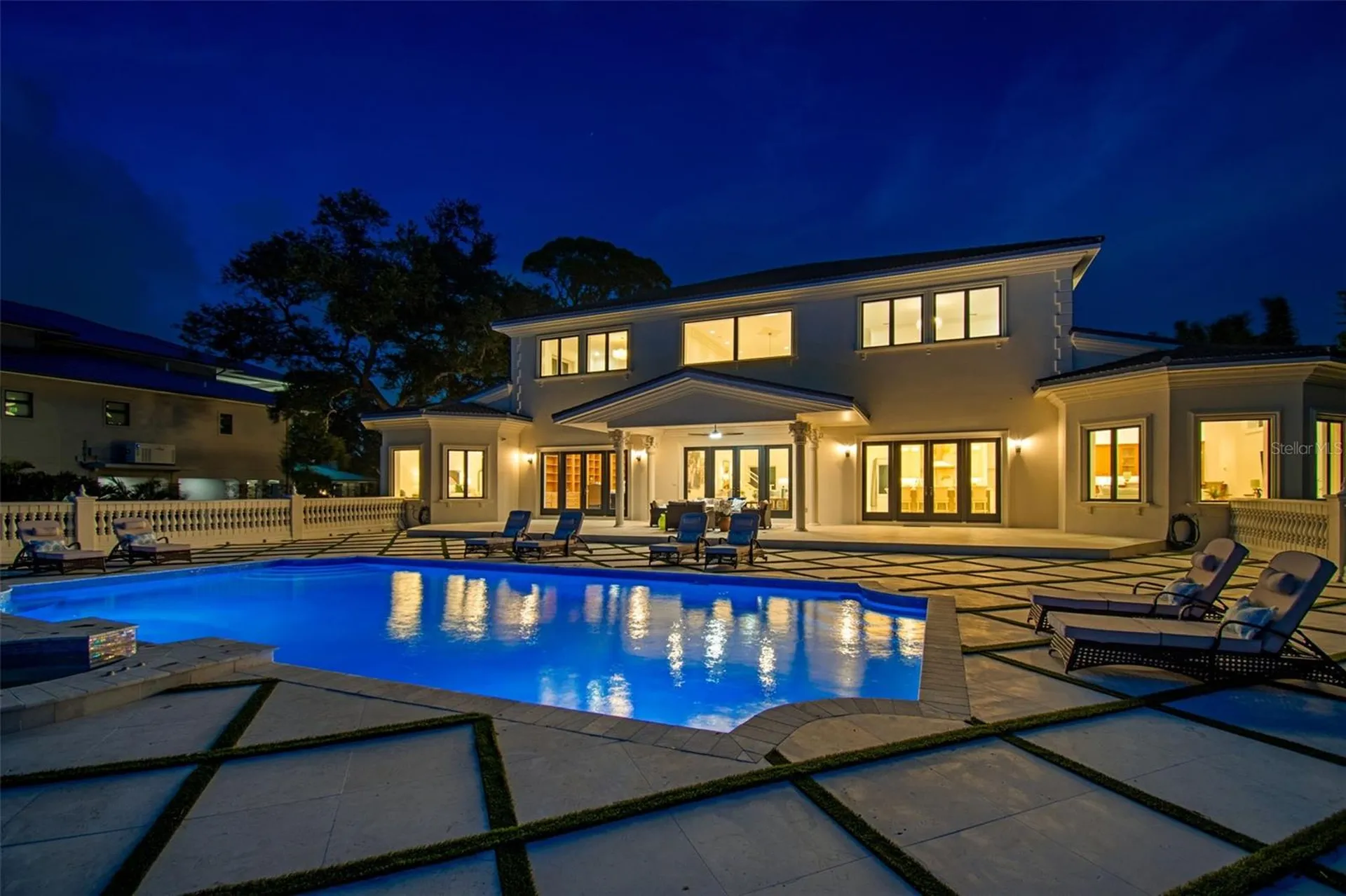 1516 Bayshore Boulevard Dunedin FL 34698