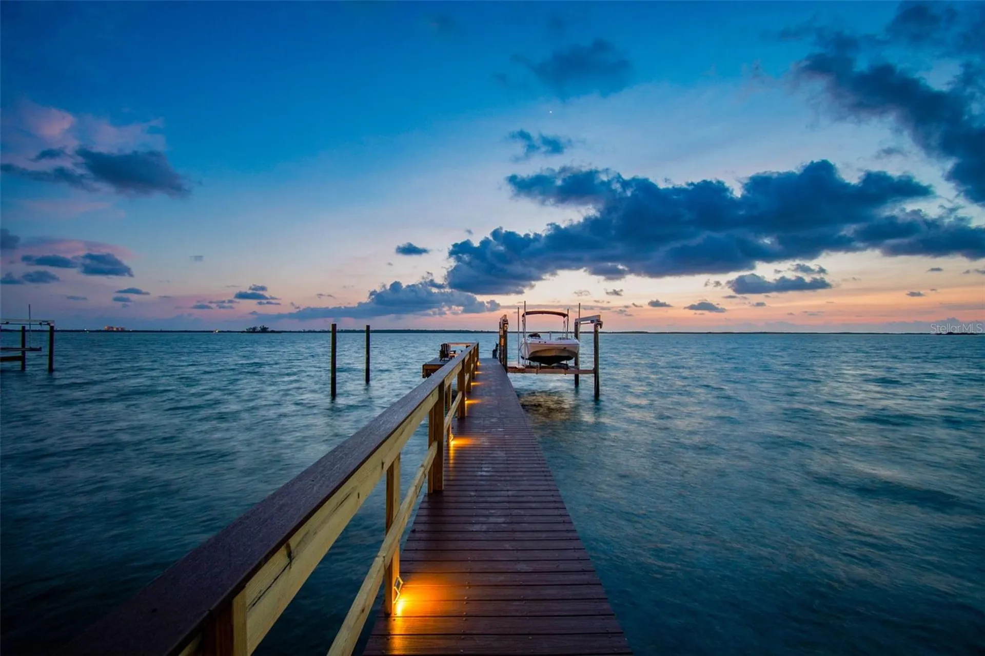 1516 Bayshore Boulevard Dunedin FL 34698