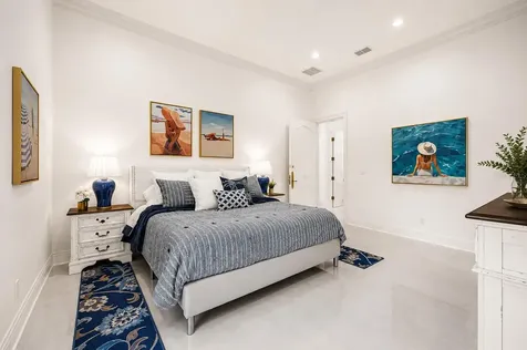 1516 Bayshore Boulevard Dunedin FL 34698
