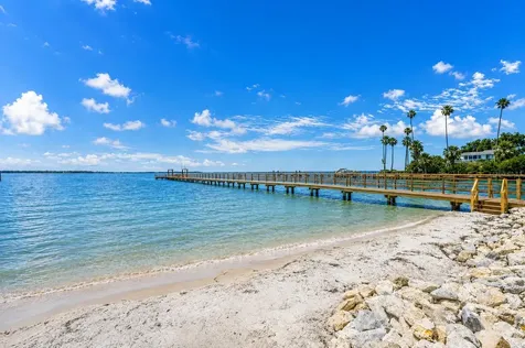 1516 Bayshore Boulevard Dunedin FL 34698