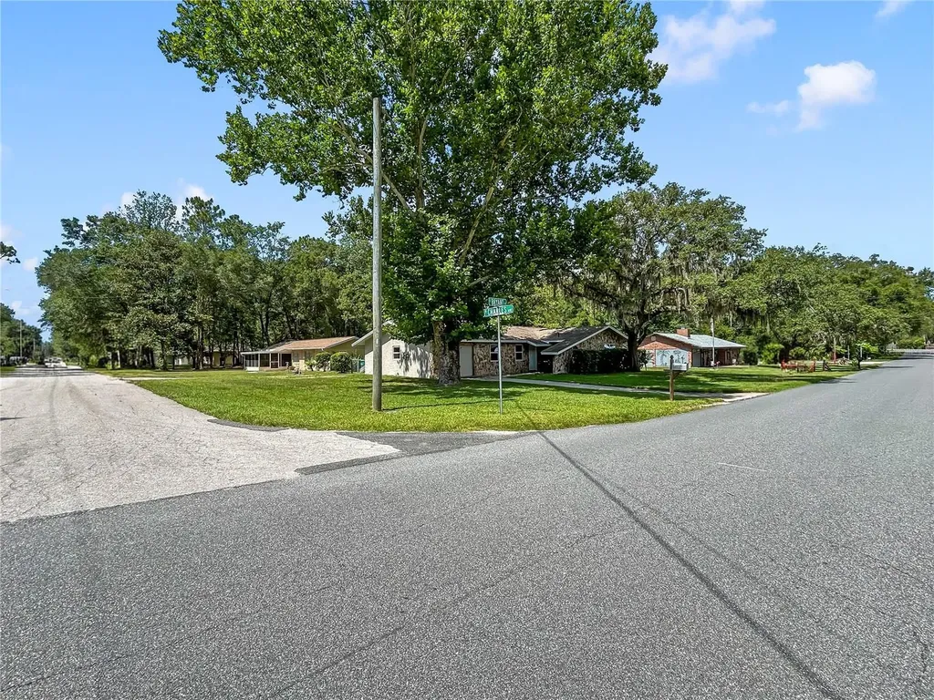 3000 E Bryant Street Inverness FL 34453