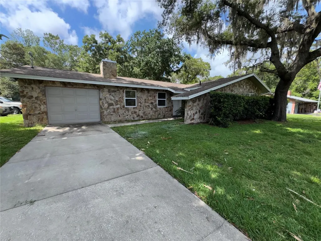 3000 E Bryant Street Inverness FL 34453