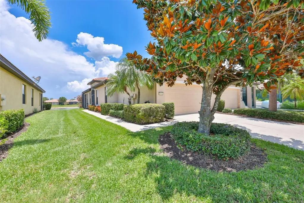 5532 Sunset Falls Drive Apollo Beach FL 33572