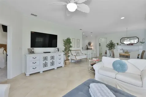 5532 Sunset Falls Drive Apollo Beach FL 33572