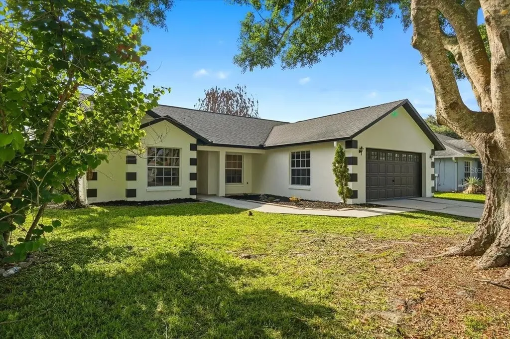 4209 Red Bird Avenue St Cloud FL 34772