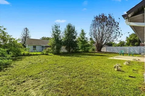 4209 Red Bird Avenue St Cloud FL 34772