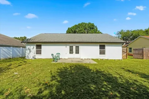 4209 Red Bird Avenue St Cloud FL 34772