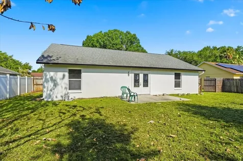 4209 Red Bird Avenue St Cloud FL 34772