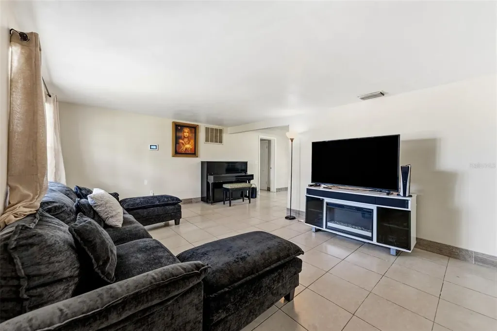 3849 Luma Drive Holiday FL 34691