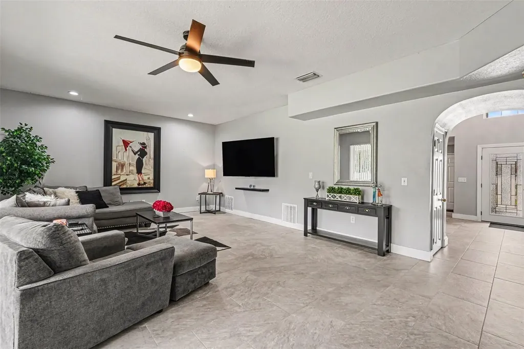 12915 Carlington Lane Riverview FL 33579
