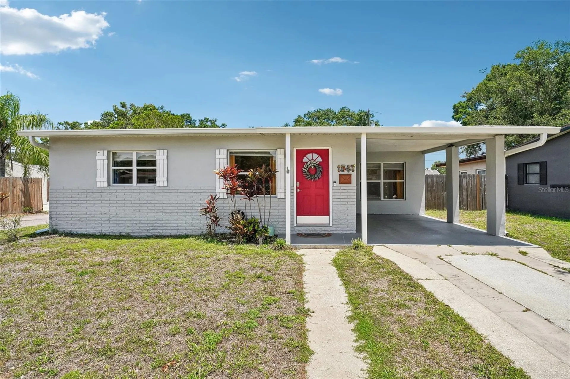 1547 56th Avenue N St Petersburg FL 33703