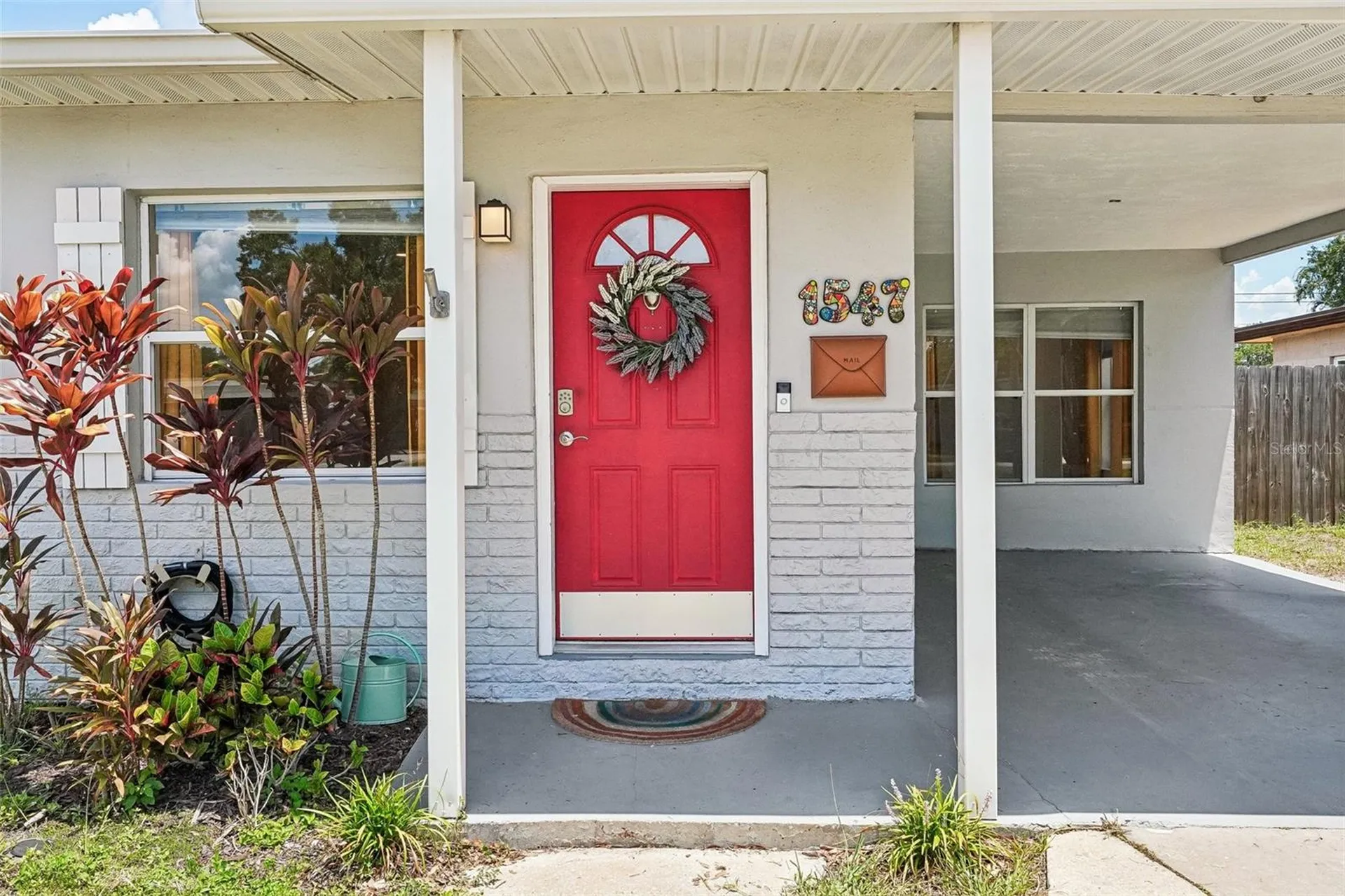 1547 56th Avenue N St Petersburg FL 33703