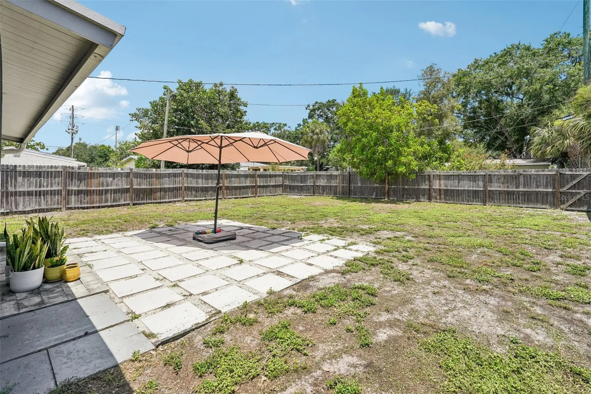 1547 56th Avenue N St Petersburg FL 33703