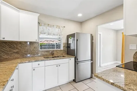 1547 56th Avenue N St Petersburg FL 33703