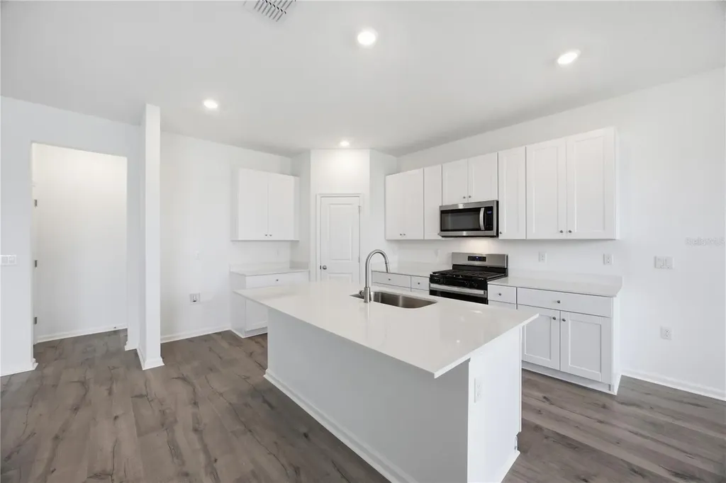 6209 Sanders Grove Circle Okahumpka FL 34762