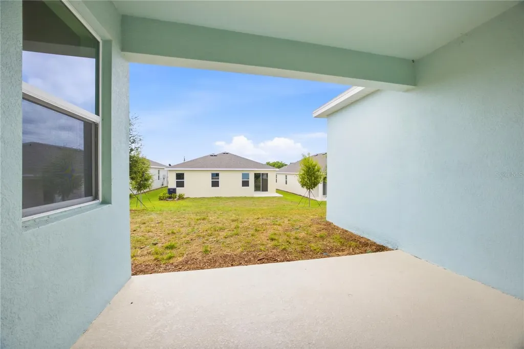 6209 Sanders Grove Circle Okahumpka FL 34762