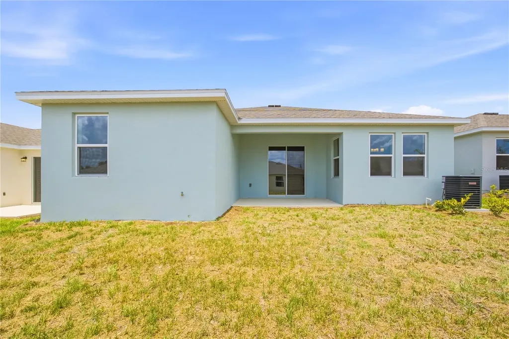 6209 Sanders Grove Circle Okahumpka FL 34762