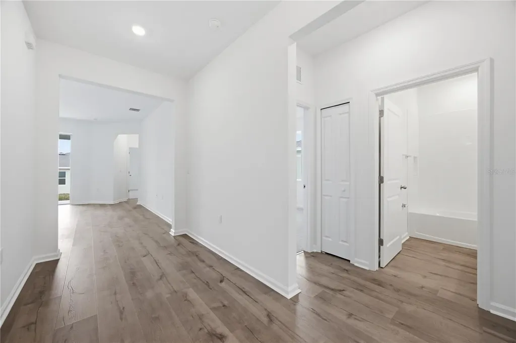 6209 Sanders Grove Circle Okahumpka FL 34762