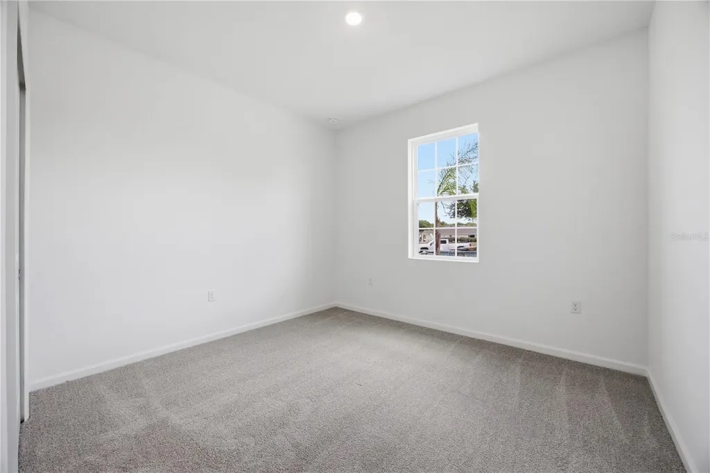 6209 Sanders Grove Circle Okahumpka FL 34762