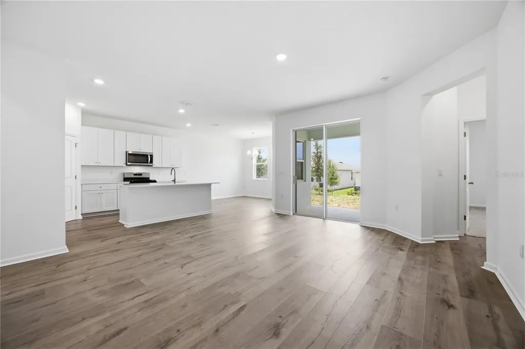 6209 Sanders Grove Circle Okahumpka FL 34762