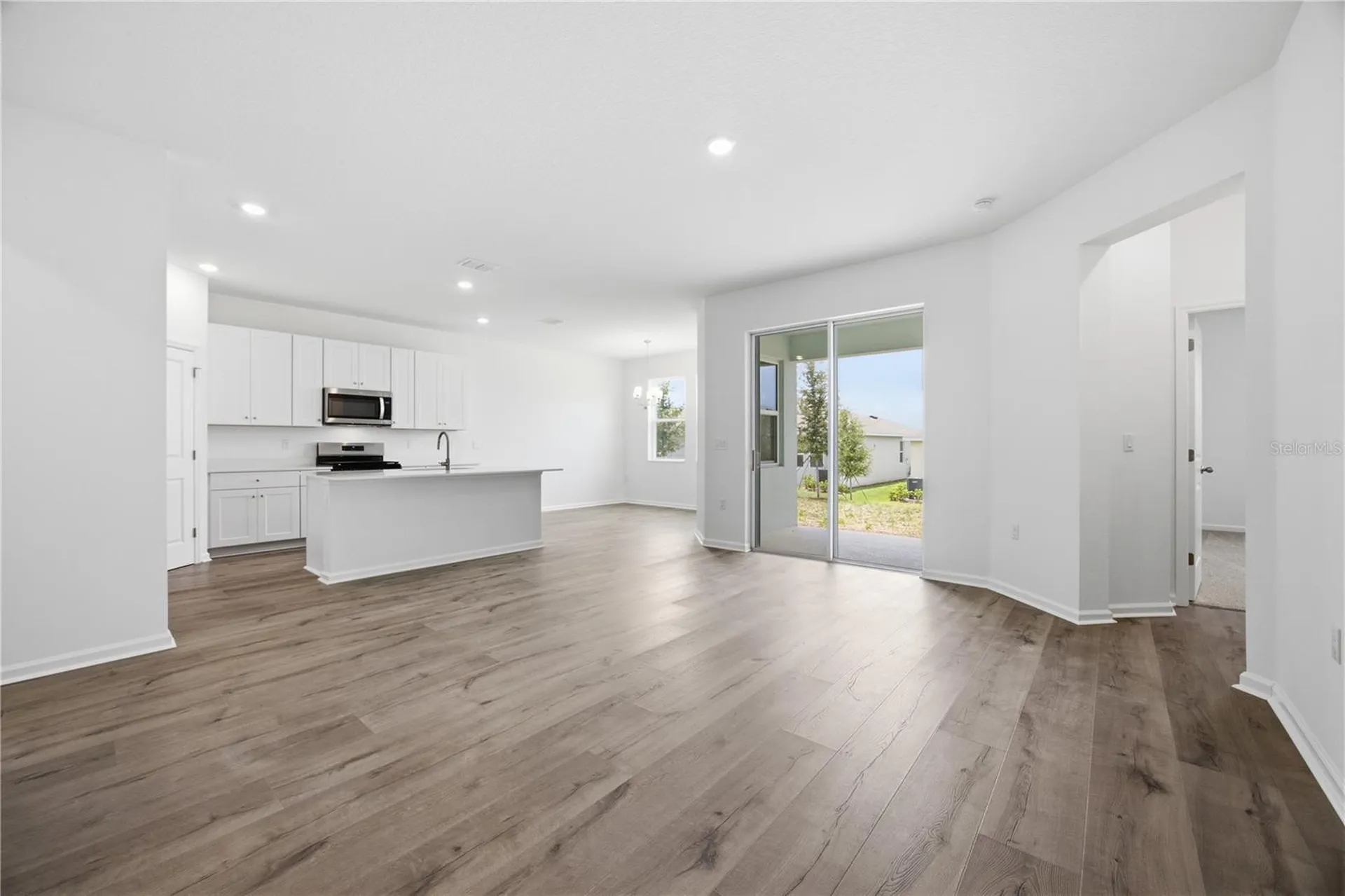 6209 Sanders Grove Circle Okahumpka FL 34762