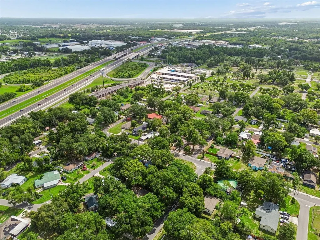 804 Valencia Road Plant City FL 33563