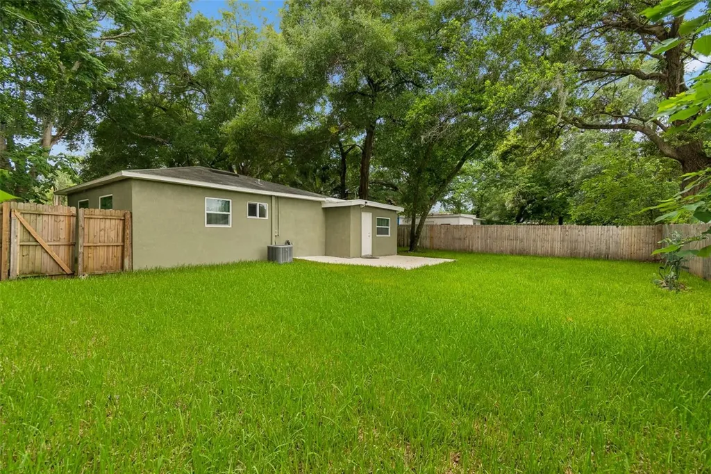 804 Valencia Road Plant City FL 33563