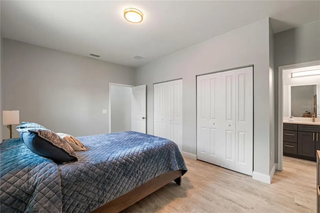 2617 W Saint Joseph Street Tampa FL 33607