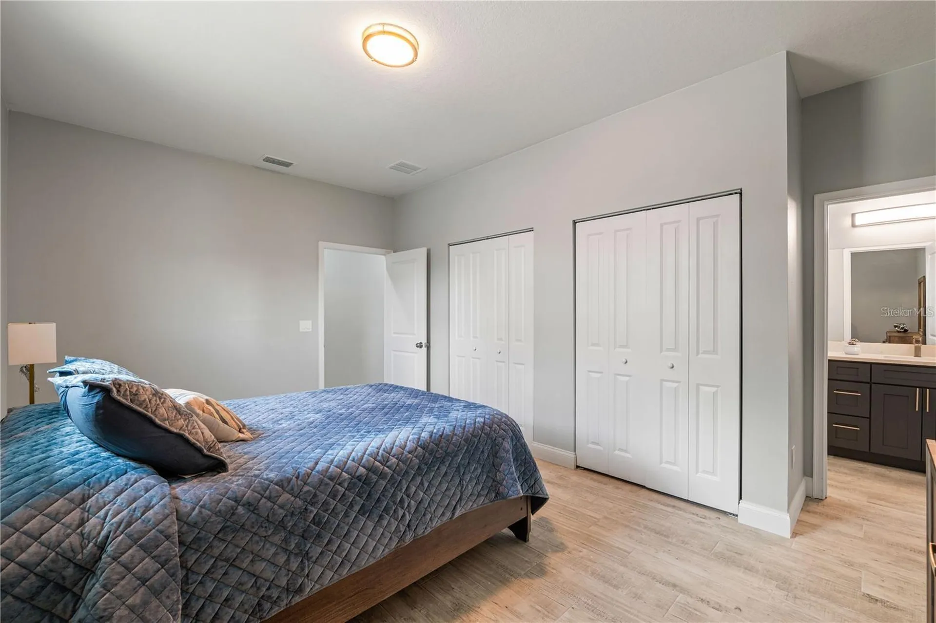 2617 W Saint Joseph Street Tampa FL 33607