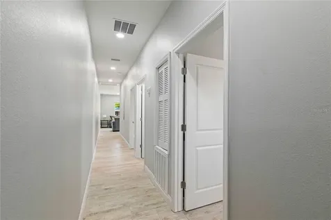 2617 W Saint Joseph Street Tampa FL 33607