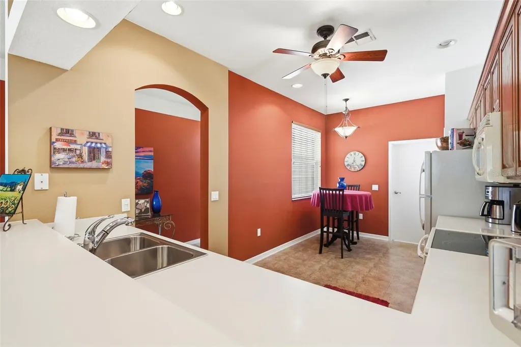 8237 Fallglo Lane Land O Lakes FL 34637