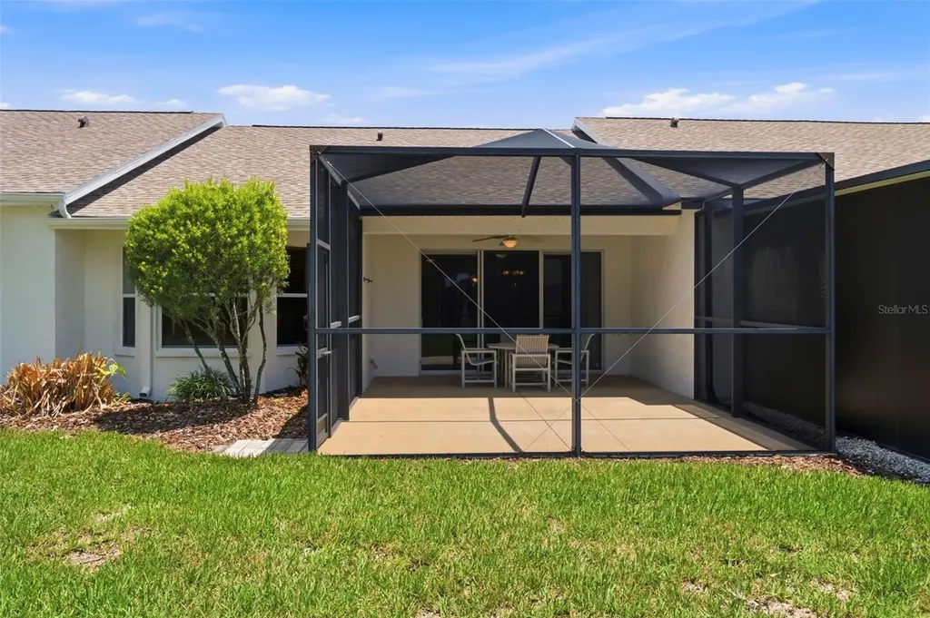 8237 Fallglo Lane Land O Lakes FL 34637