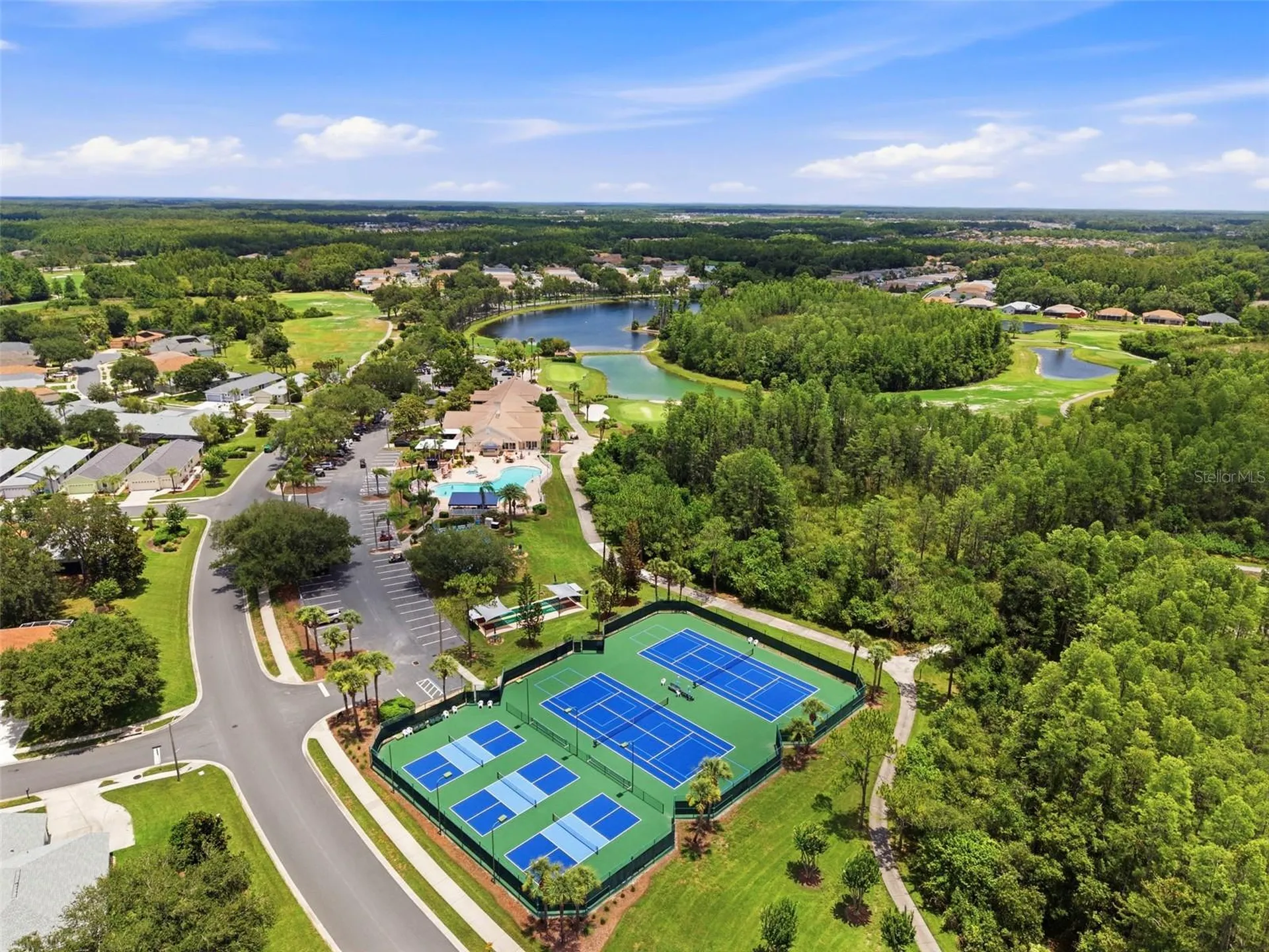 8237 Fallglo Lane Land O Lakes FL 34637