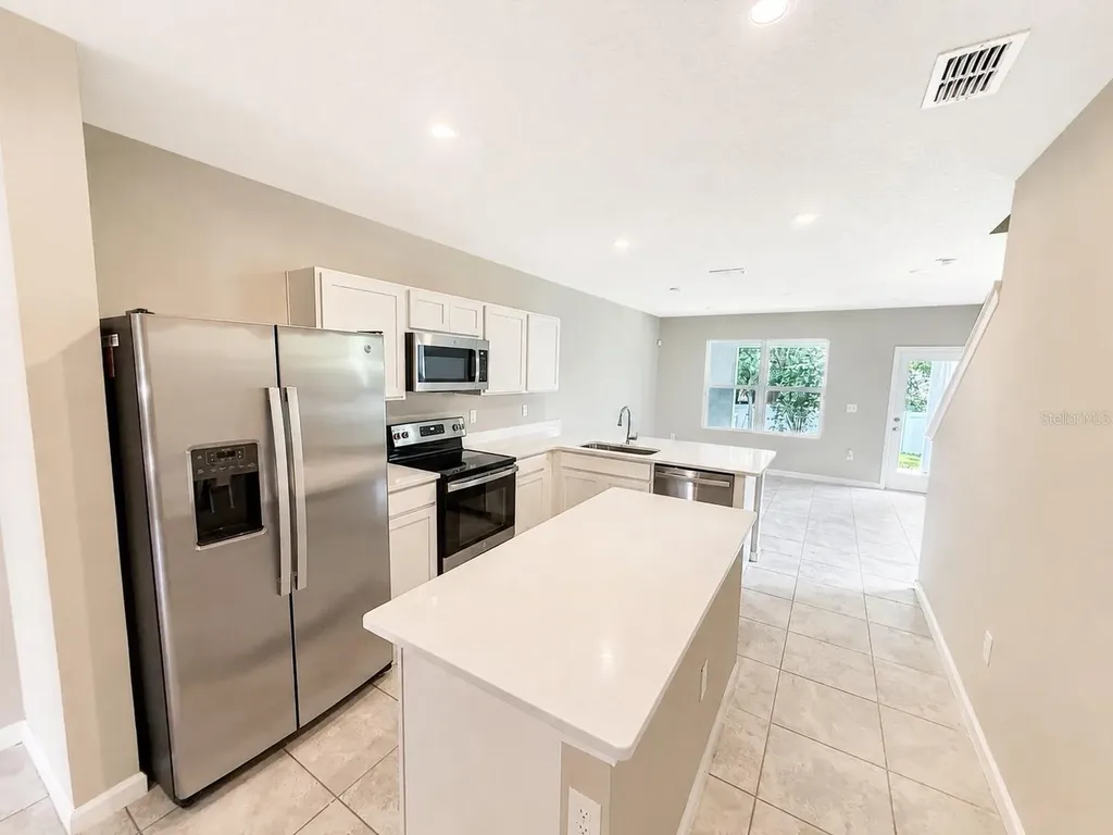 2008 Edison Pointe Boulevard South Daytona FL 32119