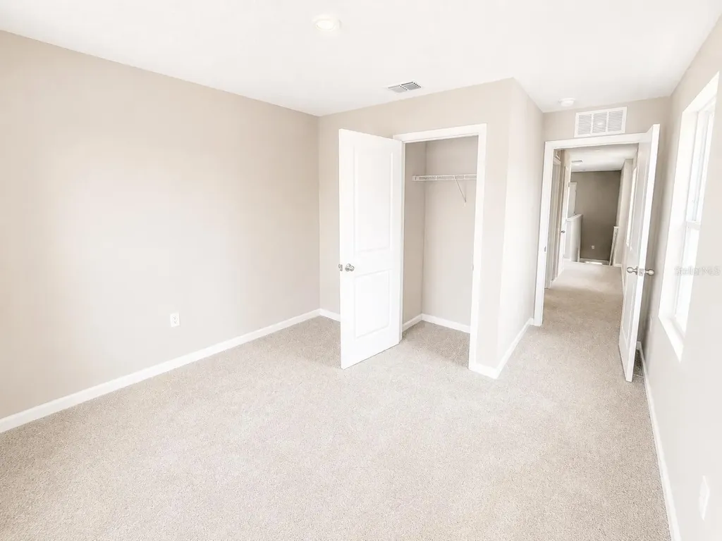 2008 Edison Pointe Boulevard South Daytona FL 32119