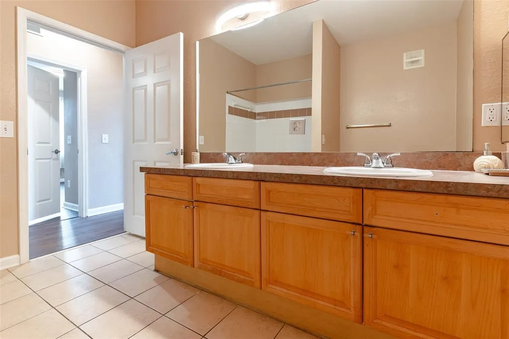 709 Terrace Ridge Circle Davenport FL 33896