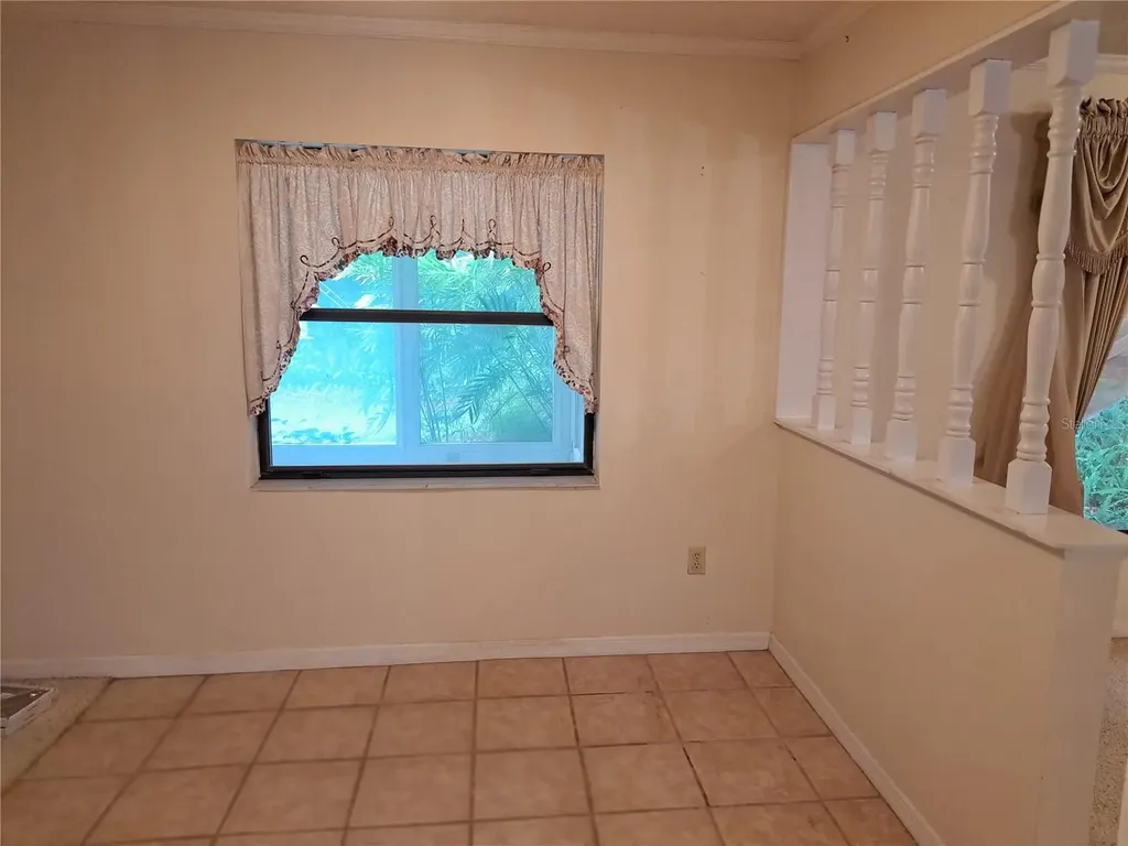 5672 Ave H Mc Intosh FL 32664