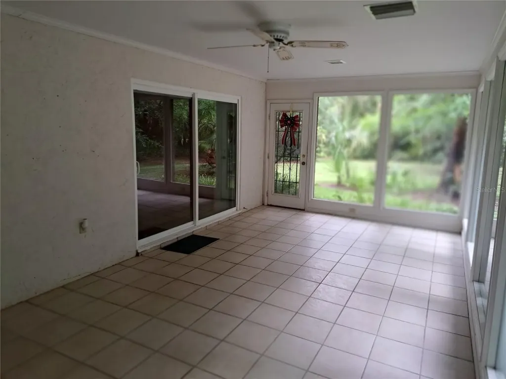 5672 Ave H Mc Intosh FL 32664