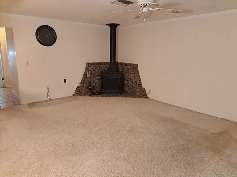 5672 Ave H Mc Intosh FL 32664