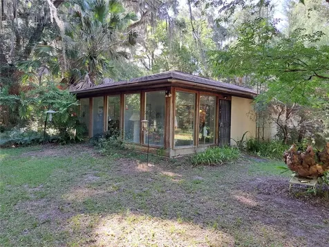 5672 Ave H Mc Intosh FL 32664