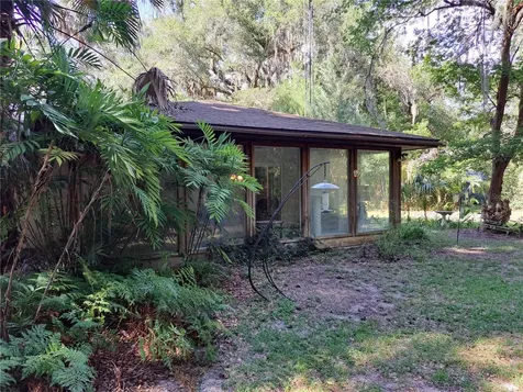 5672 Ave H Mc Intosh FL 32664