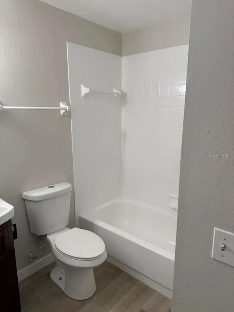 2154 Rj Circle Kissimmee FL 34744