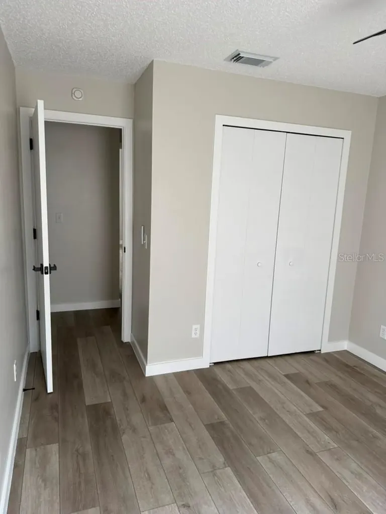 2154 Rj Circle Kissimmee FL 34744